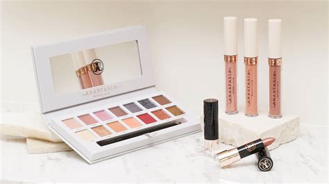 anastasia beverly hills online store.